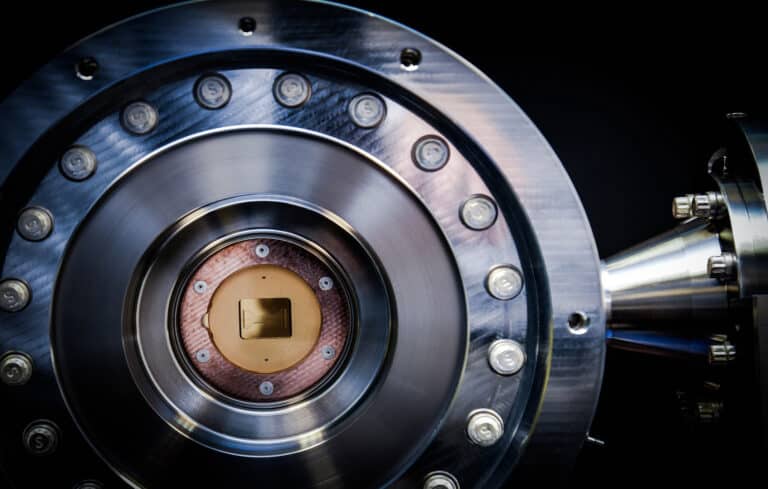 Quantinuum - Trap inside a chamber