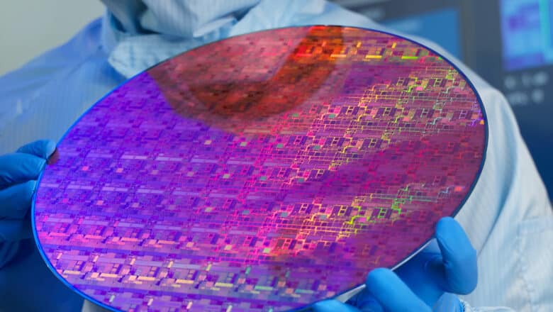 Silicon Chip Quantum